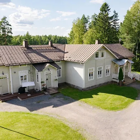 Kuorasjaerven Kartano P&p Inn